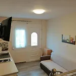 Marina's - White & Stone Appartement