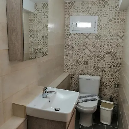 Marina's - White & Stone Apartment Olympiada