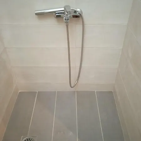 Appartamento Marina's - White & Stone Olympiada