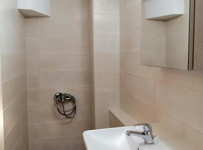 Marina's - White & Stone Apartamento